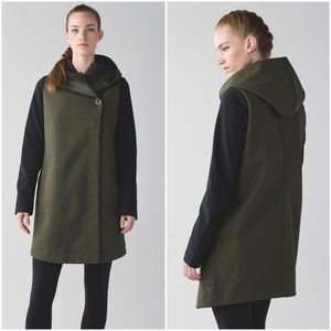 🦄 RARE Lululemon Savasana Softshell Jacket Gator Green Fatigue Black
